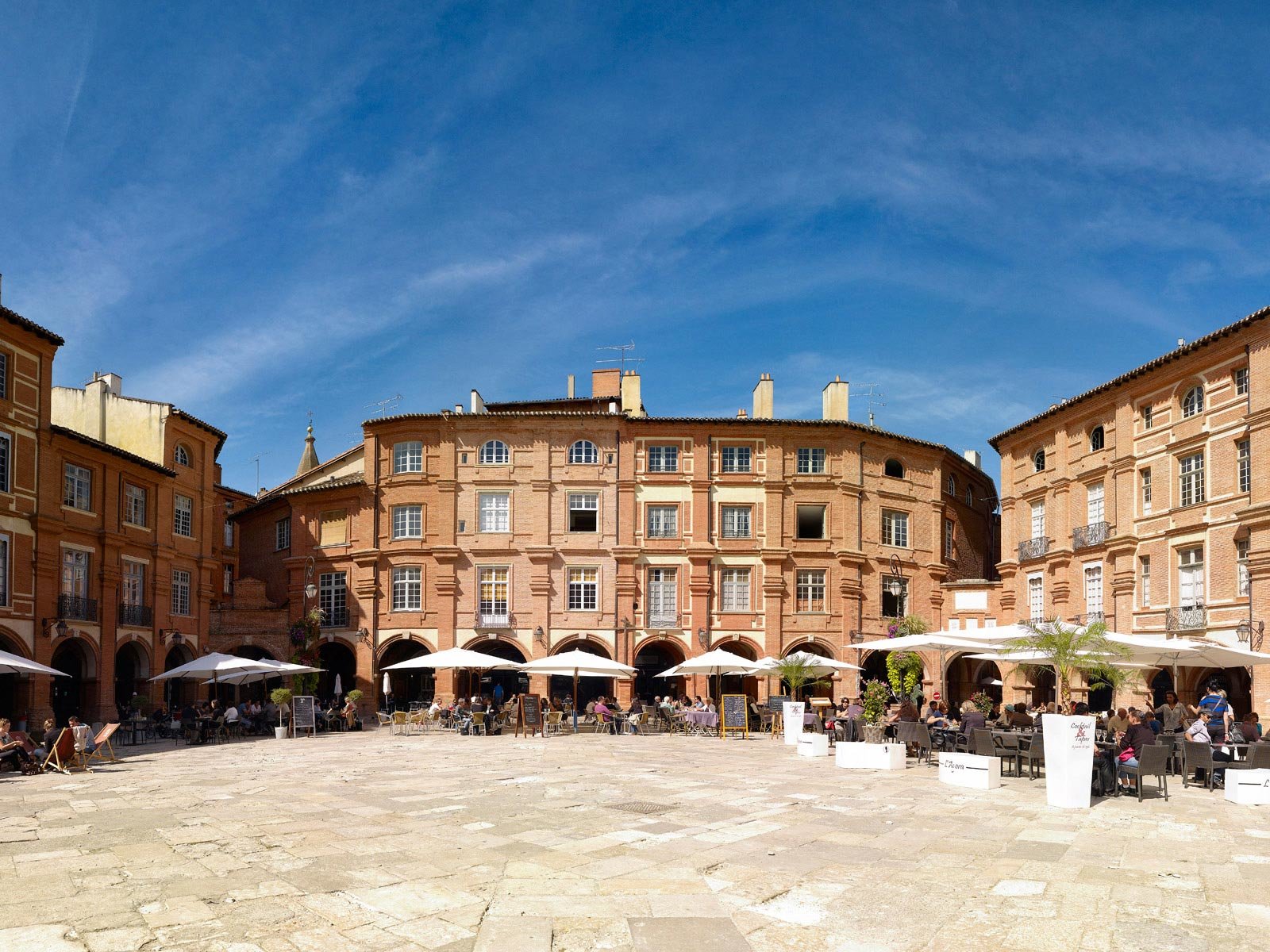 Montauban, place Nationale